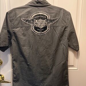 Harley-Davidson Gray Short Sleeve Button Down with Back Patch